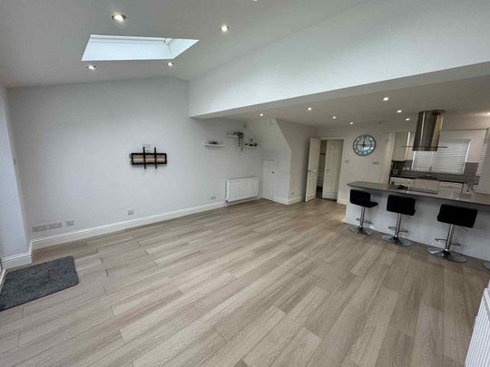 2 bedroom semi-detached house to rent - Photo 1