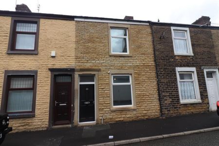 Olive Lane, Darwen, BB3 3DQ - Photo 4