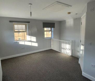 2 bedroom semi-detached house to rent - Photo 3