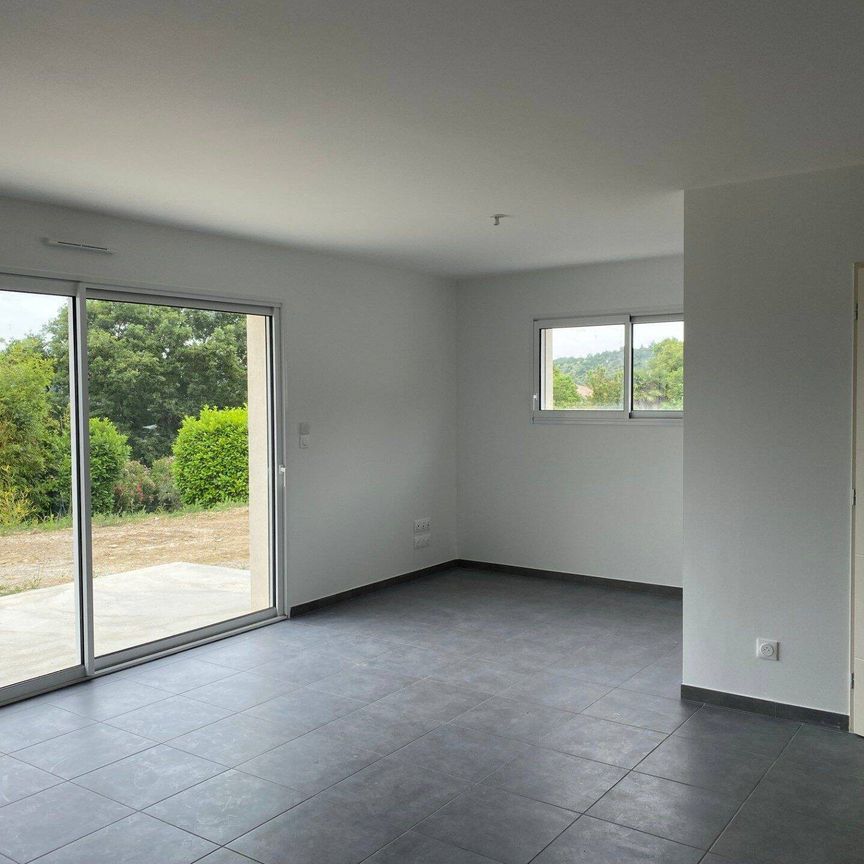 Location maison villa 4 pièces 87 m² à Les Vans (07140) - Photo 1