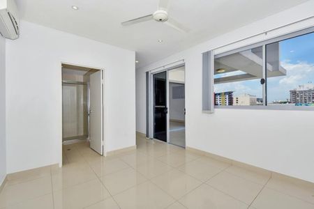 29/39 Cavenagh Street, Darwin City - Photo 3