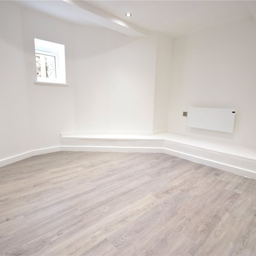 5, Grove Lane, Leeds, West Yorkshire, LS6 4AB - Photo 1