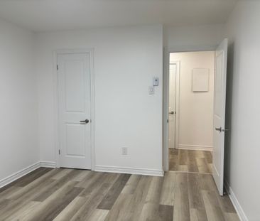 Unit 104: Entire unit - Photo 3