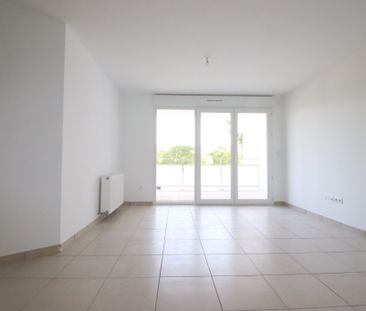 Location Appartement 3 pièces 55m² - Photo 2