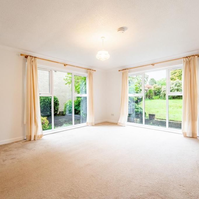 4 bedroom detached house to rent - Photo 1