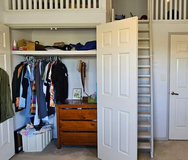 Corinda - Photo 1