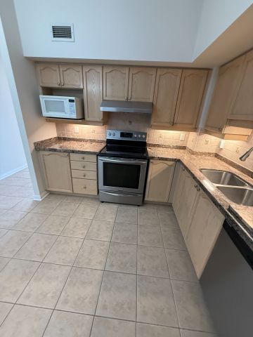 For Lease - 2500 Rutherford Road Unit# 516, Vaughan, Ontario - Photo 2