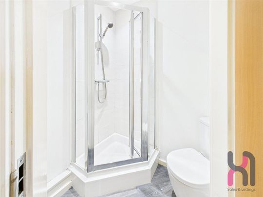 2 bedroom flat to rent - Photo 1