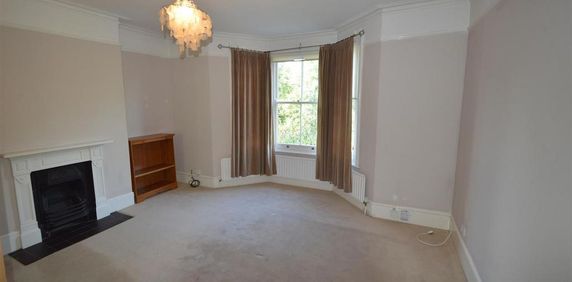 4 bedroom property to rent - Photo 2