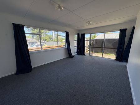 61 Te Aute Road, Havelock North - Photo 4