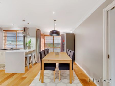 2 Bed, 1 Bath - Photo 4