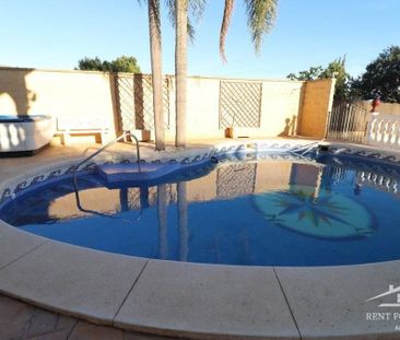 4 bedroom luxury Villa for rent in Alhaurín de la Torre, Spain - Photo 6