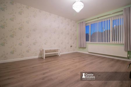 3 bedroom semi-detached house to rent - Photo 3