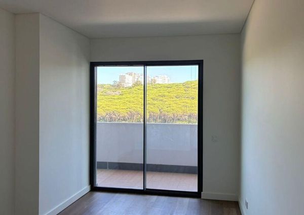 3 Bedroom Apartment with swimming pool, Miraflores, Oeiras