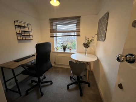 Room in a Shared House, Muirfield, W3 - Photo 3