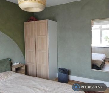 5 bedroom terraced house to rent - Photo 5