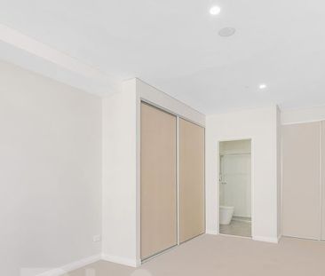 Modern Spacious 3 Bedroom + Study High Level Apartment Available For Lease!! - Photo 5