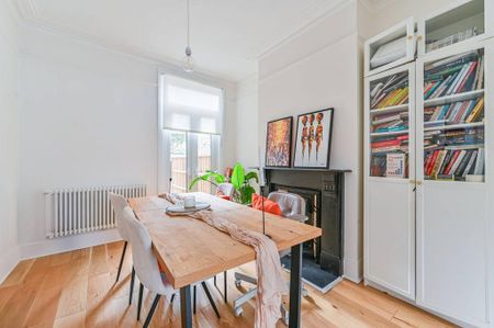 3 bedroom terraced house to rent - Photo 4