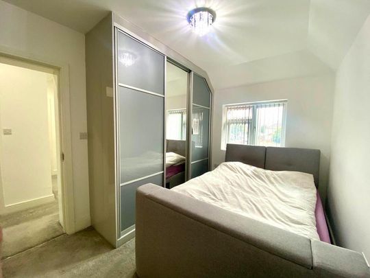 5 bedroom semi-detached house to rent - Photo 1