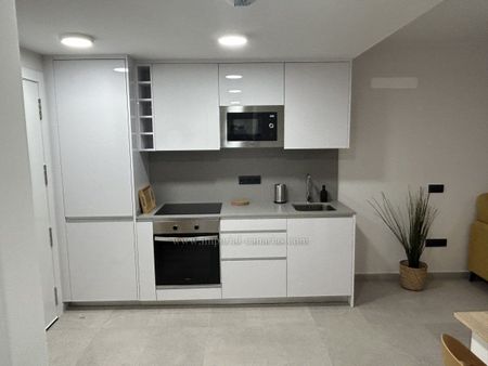 Beautiful, brand new, furnished two-bedroom apartment in a recently renovated condominium in the La Asomada area, close to the Taoro Park. - Foto 4