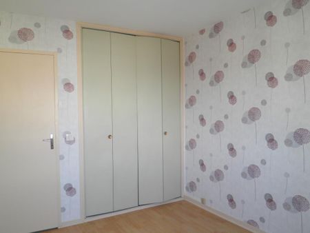 Location Appartement 3 pièces 66m² CHAMBERY 73000 - Photo 3