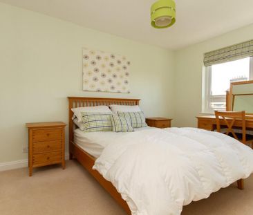 4 bedroom link detached house to rent - Photo 6