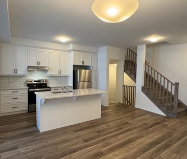 For Lease - 19 Walcott Crescent Unit# 3044, Brampton, Ontario - Photo 4