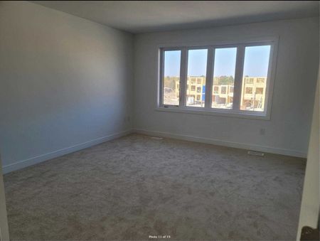 For Lease - 35 Blue Forest Crescent, Barrie, Ontario - Photo 3