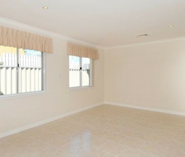 Coastal Living - SHORT TERM LEASE - Photo 6