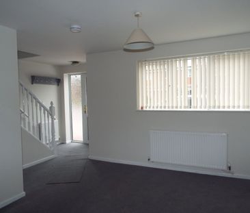 Brownhills Road, Cannock, WS11 9SE - Photo 2