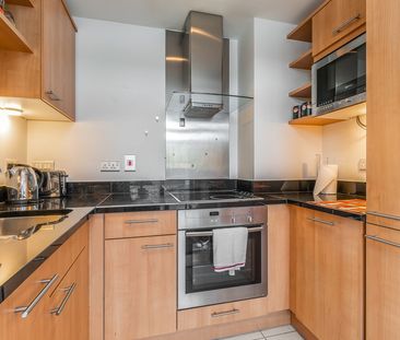 Longford House, Spencer Dock, IFSC, Dublin 1, D01 T1F3 - Photo 2