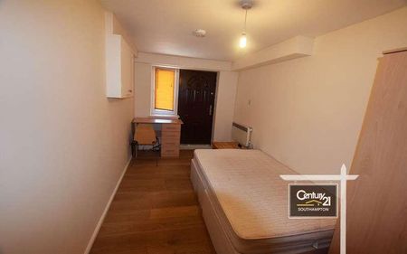 |ref: |, Portswood Road Southampton, SO17 - Photo 2