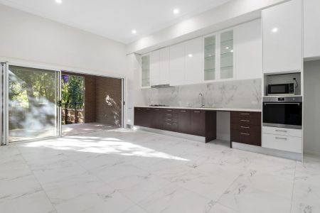 Contemporary 2-bedroom granny flat - Photo 4