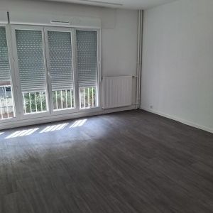 Location Appartement à LE PONT DE CLAIX - Photo 2