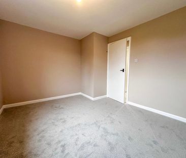 2 bedroom semi-detached bungalow to rent - Photo 5