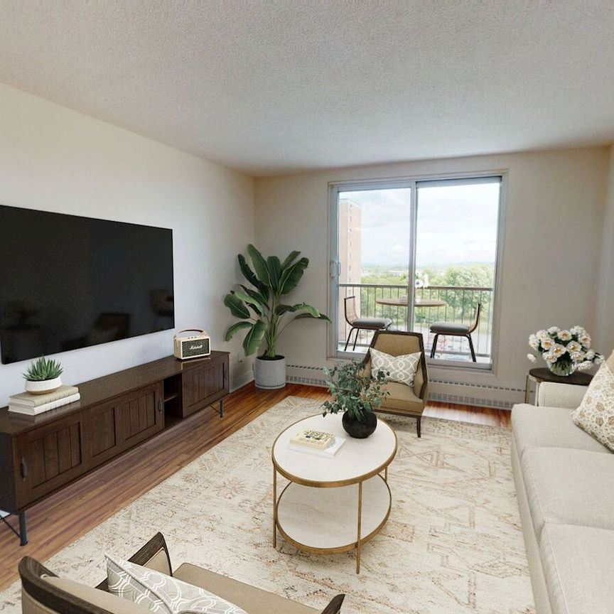 Southeast Ottawa - Photo 1