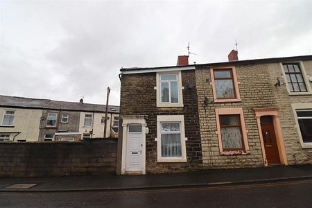 Marsh House Lane, Darwen, BB3 3JB - Photo 3