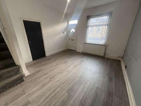 Harriet Street, Bradford, BD8 - Photo 2