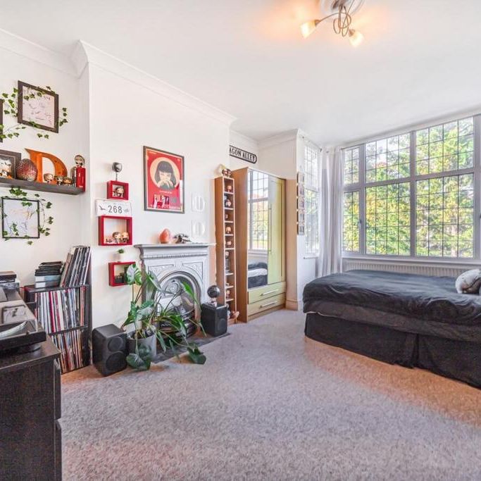 5 bedroom semi-detached house to rent - Photo 1