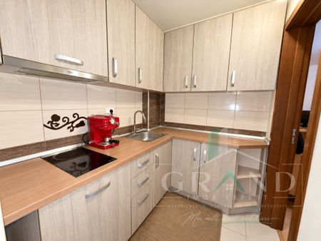 GARSONIERĂ MOBILATĂ ȘI UTILATĂ | BALCON | 28 MP | EXPO T - Fotografie 3