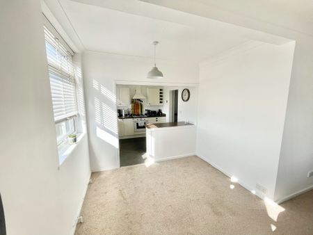2 bed apartment to rent in Fountain Court, Liverpool, L23 - Photo 2