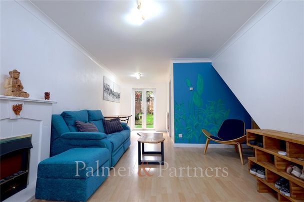 2 bedroom terraced house to rent - Photo 1