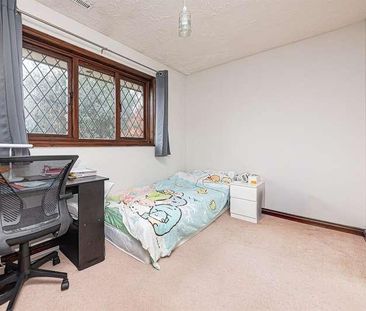 All Saints Close, Wokingham, RG40 - Photo 6