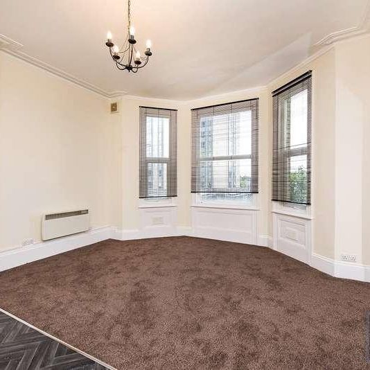 Fellows Road, London, NW3 - Photo 1