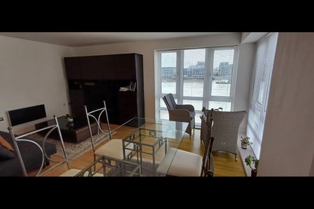 1 Bed Flat, St Davids Square, E14 - Photo 3