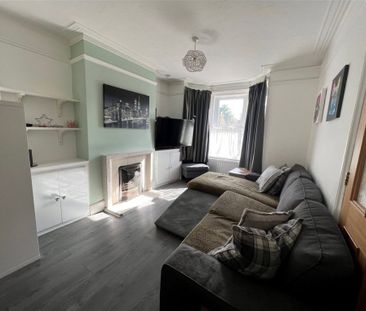 3 Bedroom House - Romsey Road, Southampton - Photo 3