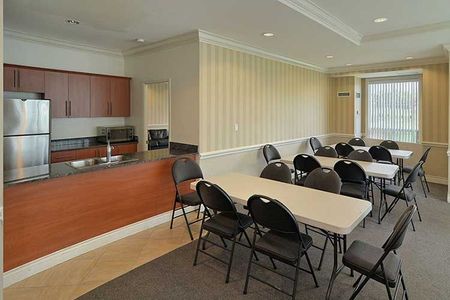 For Lease - 8 Rosebank Drive Unit# 5B, Toronto, Ontario - Photo 2