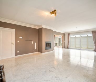 BEZOEKSTOP! Ruime woning met 4 slaapkamers - Foto 1