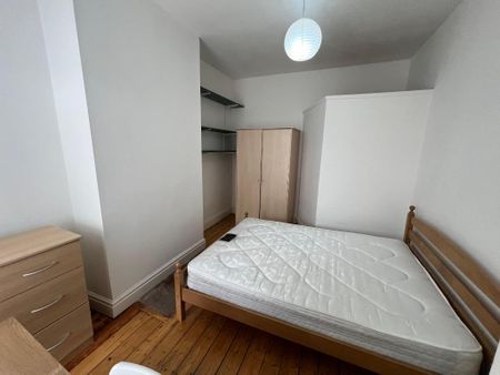 5 bedroom terraced house to rent - Photo 5