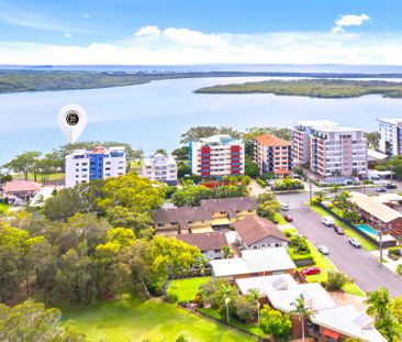 Picnic Point – Three Bedroom Penthouse with Private Roof Top Garden! - Photo 1